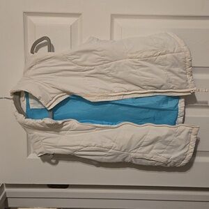 Aeropostle white puffer vest size large